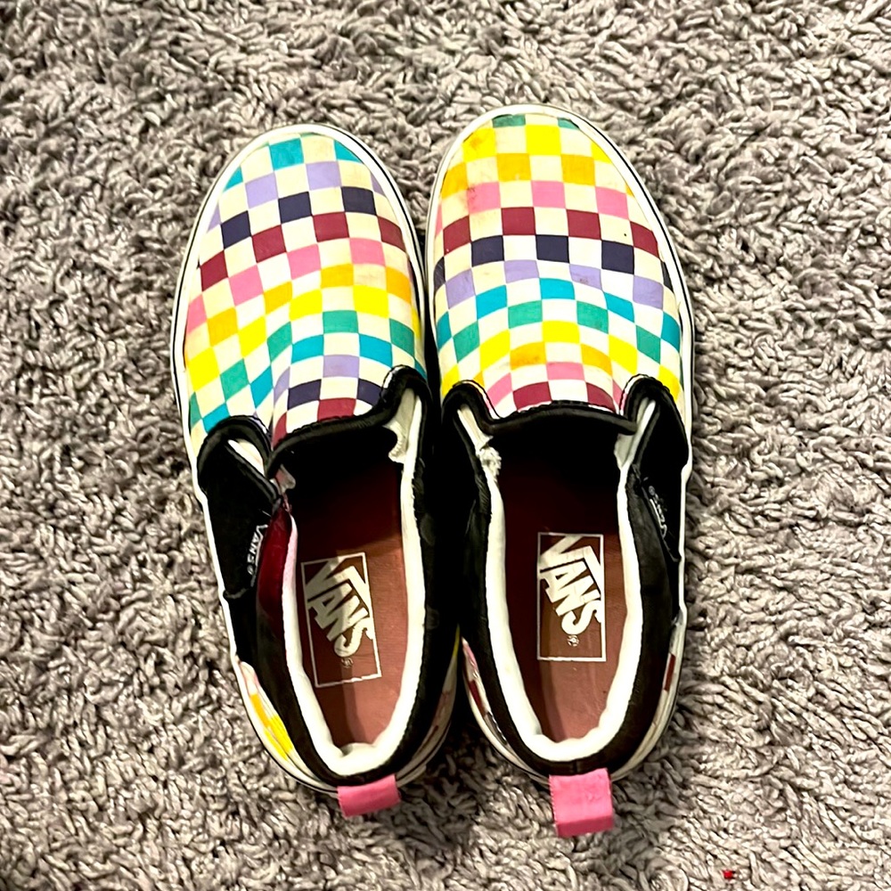Kid rainbow vans